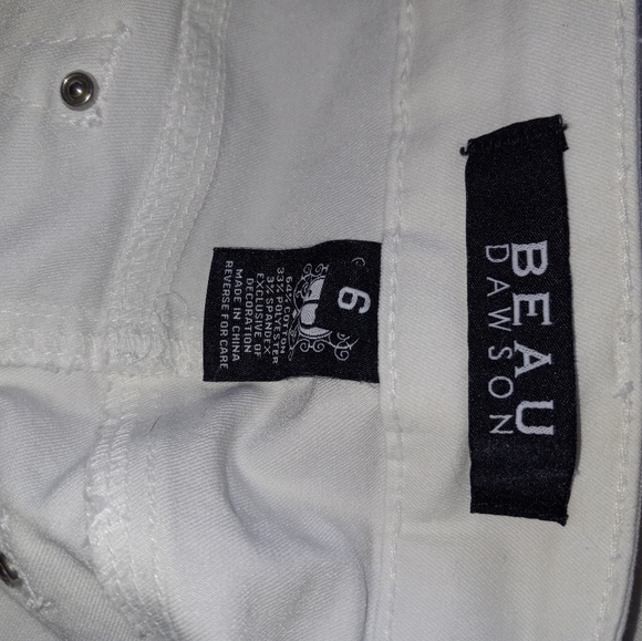 White Capri Pants - Picture 9 of 9